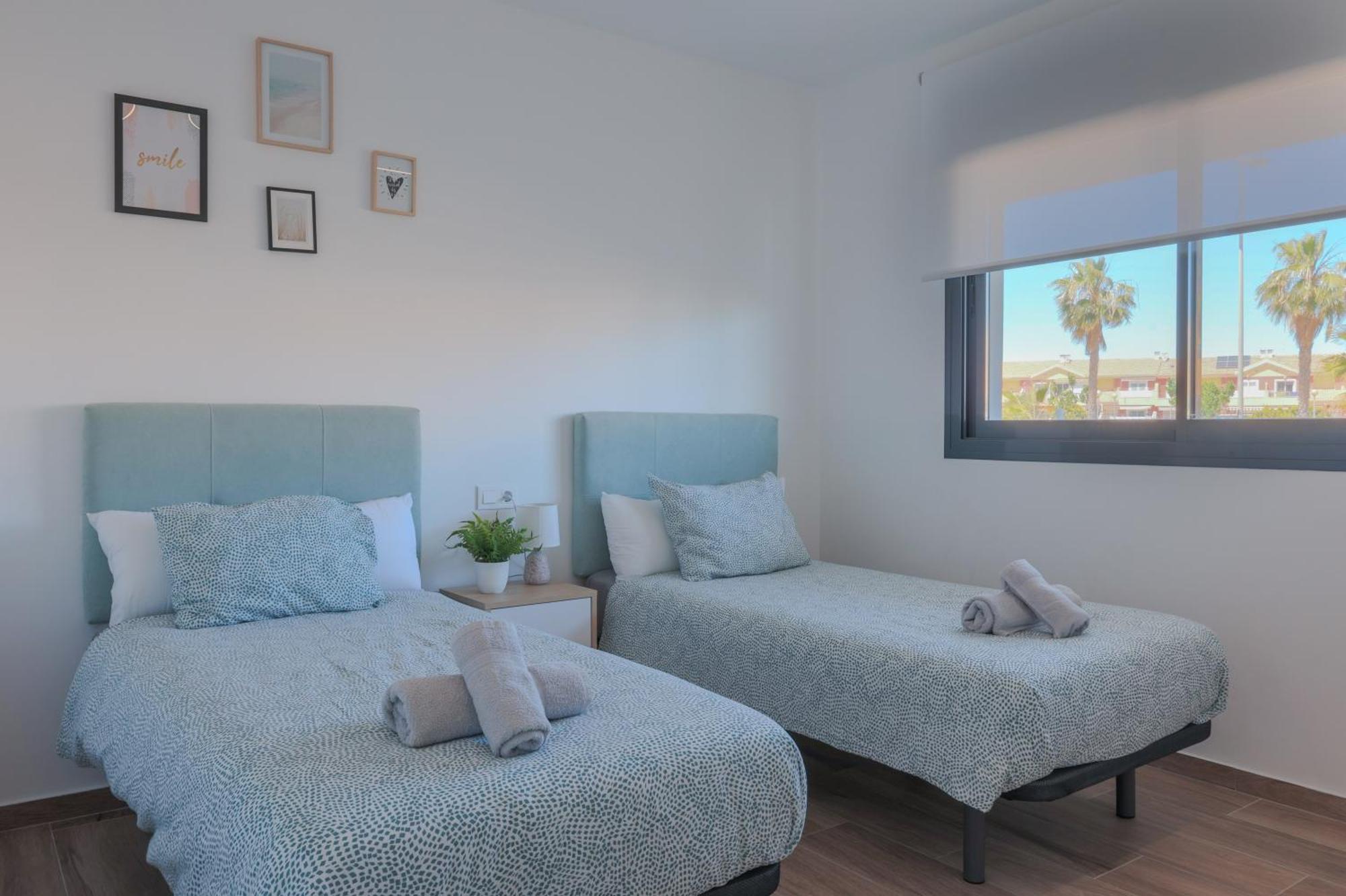 Luxury 2 Bedroom Apartment By Coeli Holidays Los Alcázares Exterior foto